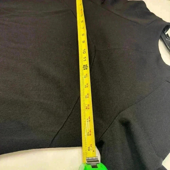 Alberta Ferretti Black Sweater 100% Wool V-back Made In Italy US 6 - Picture 8 of 12